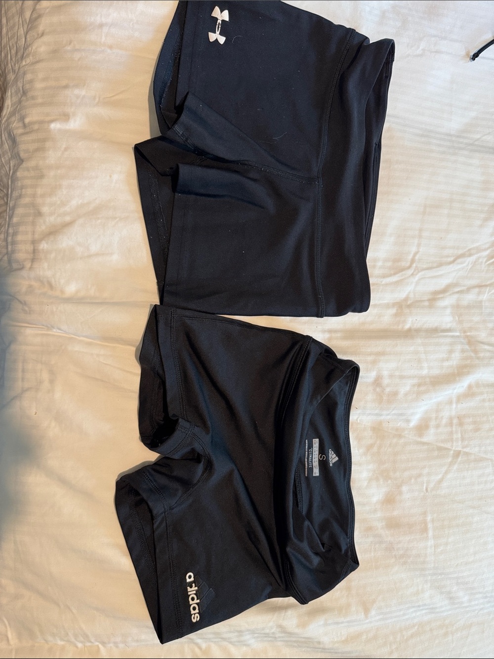 adidas and under armor Black girls' Athletic Shorts - Twin Set S